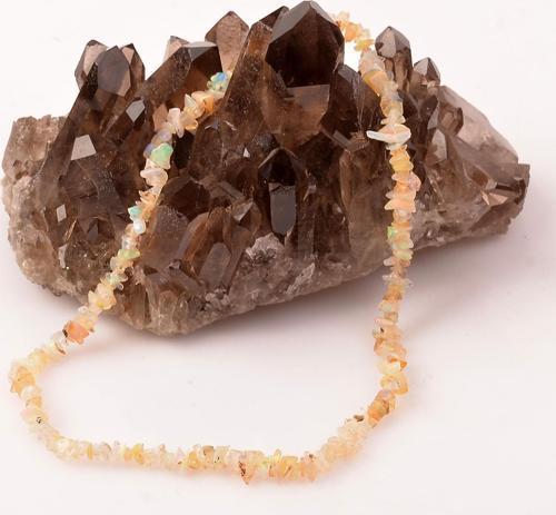 Opal Taşı Gümüş Kolye