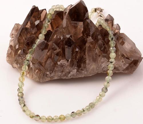 Prehnite Taşı Kolye - 4 mm