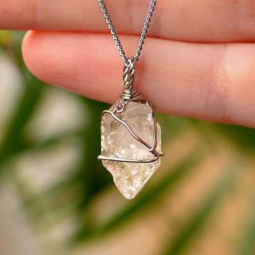 Herkimer Kuvars Taşı Kolye – Herkimer Diamond
