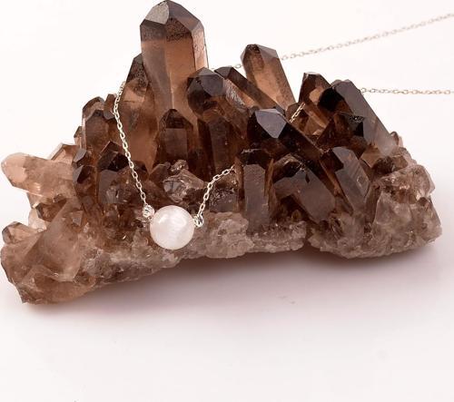 Selenit Taşı Gümüş Kolye