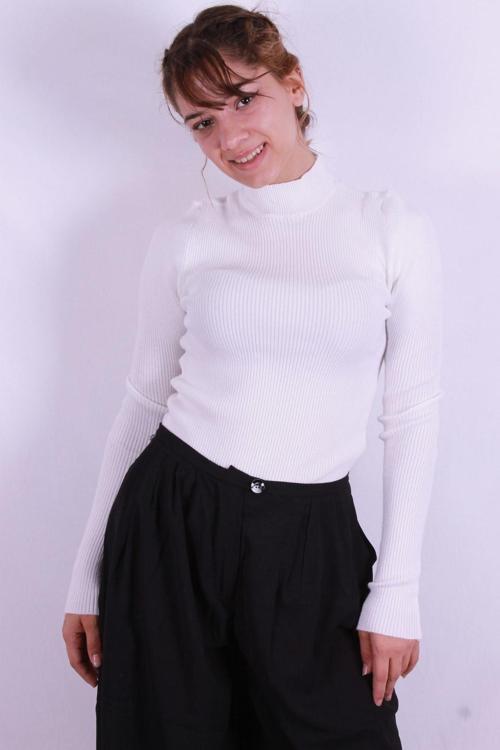 24K0112K1 Kadın Dik Yaka Kazak