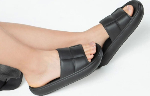 Kareli Yumuşak Tabanlı Unisex Slide Bahçe Plaj Havuz Deniz Yazlık Günlük Terlik