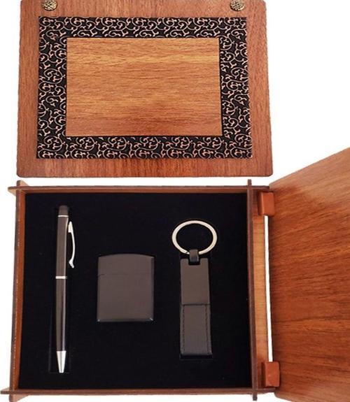 Büro Ev Ofis Hediyesi için Ahşap Kutulu 3PARÇA Siyah Kalem Anahtarlık Mat Çakmak Seti