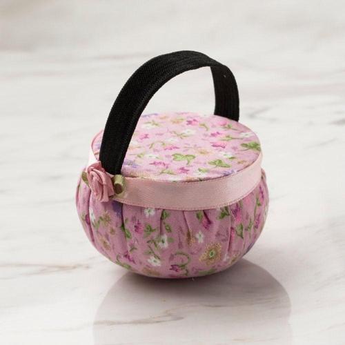 Büro Ev Ofis Moda Atölyesi için Lila Çiçekli Kolda Dikiş İğneler Tutucu İğnedanlık