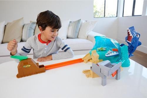 Köpek Balığı Macerası Oyun Seti FNB21