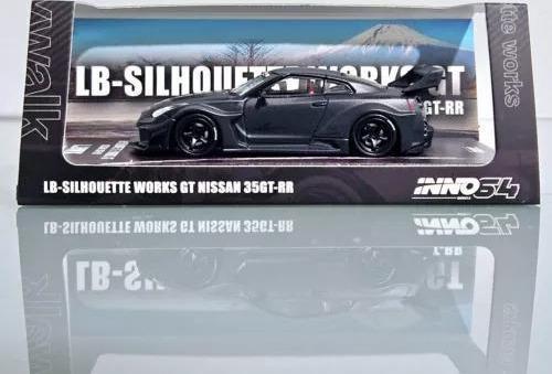 Inno 1/64 NISSAN GT-R (R35) LBWK SUPER SILHOUETTE 35GT-RR Full Carbon