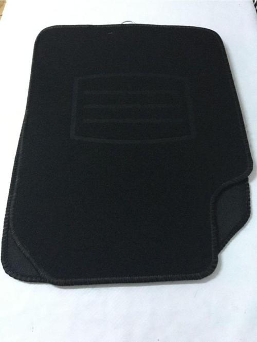 Toyota Hilux 2004-2015İle Uyumlu Halı Paspas Seti