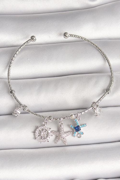 Pirinç Gümüş Renk Sallantı Zirkon Taşlı Deniz Yıldız Figür Charm Kadın Bileklik - TJ-BB6906
