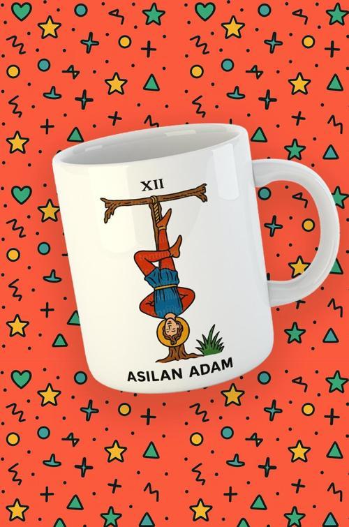 Kartura Koleksiyonu – Tarot Asılan Adam Kartı Özel Tasarım Kupa Bardak
