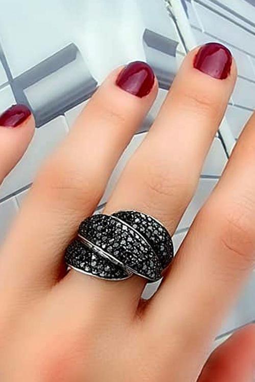 Oniks taşlı italyan tasarımı 925 ayar gümüş lüks yüzük