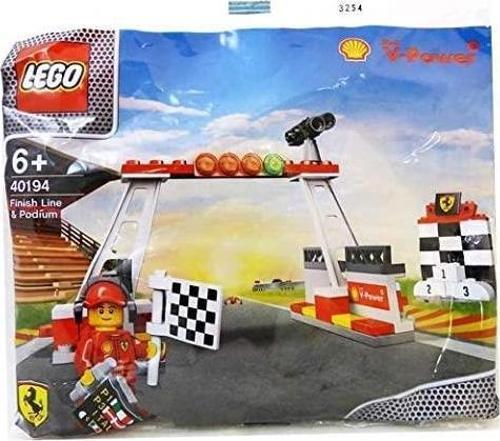 40194 Finish Line and Podium +6 Yaş (64 Parça)
