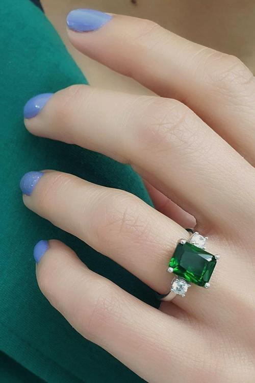 Yeşil ve zirkon taş detaylı 925ayar gümüş Baget yüzük