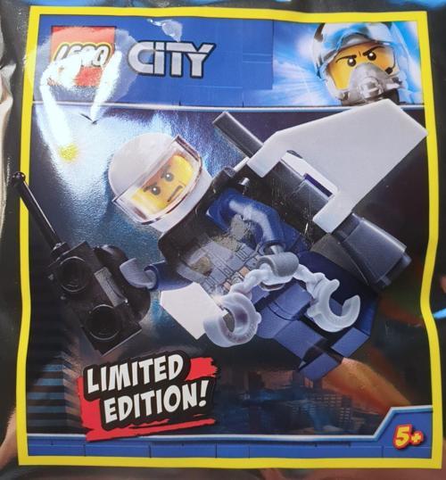 City 951904 Police Officer with Jetpack +5 Yaş (100 Parça)