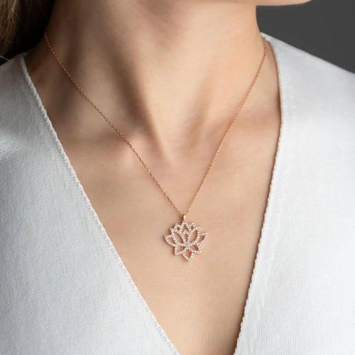 925 Ayar Gümüş Taşlı Lotus Kolye