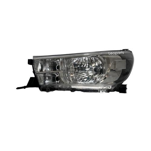 Toyota Hilux Revo Far Lambası Sol (Ledsiz) 2016-2021 Sol 81150-0K690