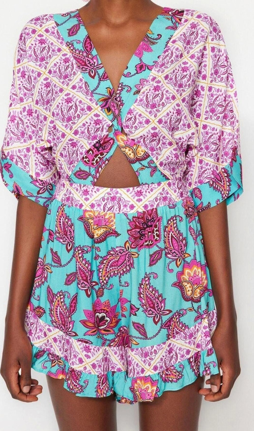 Kadın Moda Büzgülü Fırfırlı Kol Geniş Paça V Yaka Çiçekli Desen Kısa Dokuma Cut Out Pencere Tulum