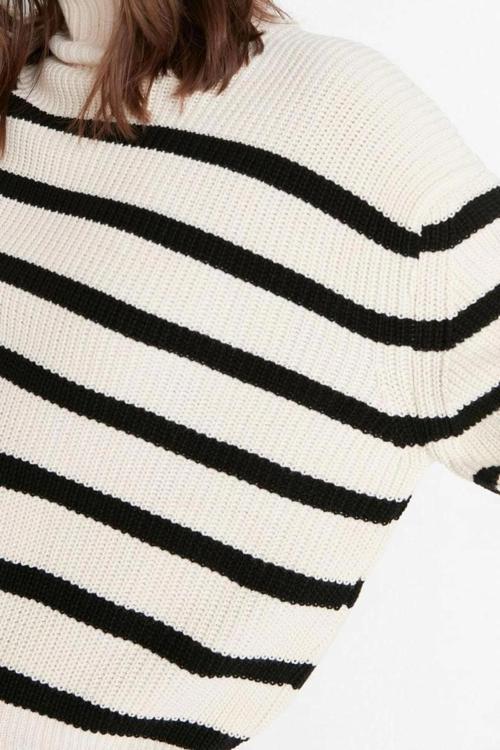 Kadın Modern Tarz Rahat Uzun Dik Yaka Renk Bloklu Kol Regular Triko Kazak