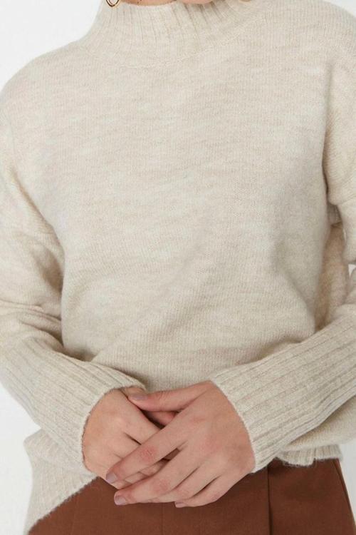 Kadın Modern Tarz Rahat Uzun Dik Yaka Düz Kol Regular Triko Kazak