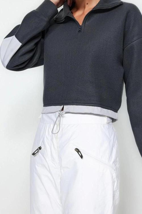 Crop Polo Yaka Standart Kol Crop Paraşüt Polo Yaka Fermuarlı Stoperli Polar Örme Sweatshirt