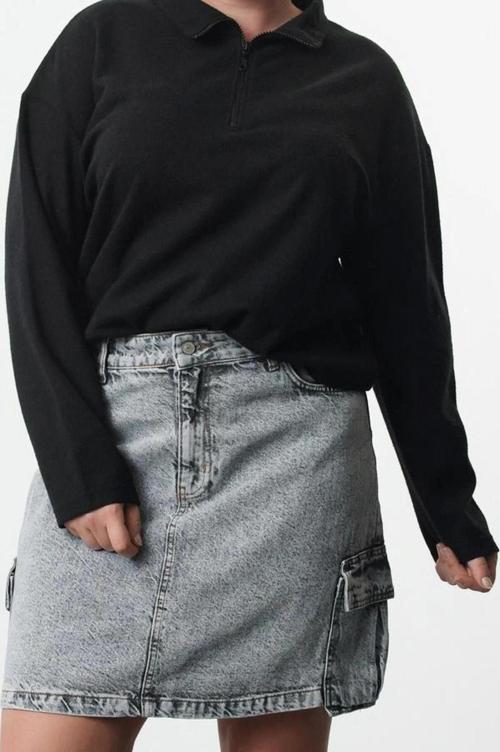 Büyük Beden Tarz Regular Dik Yaka Düşük Kol Crop Fermuarlı Selanik İnce Örme Sweatshirt