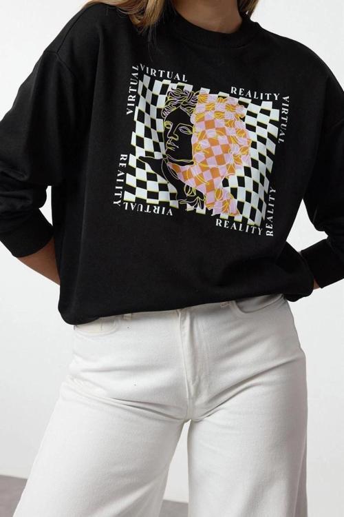 Tarz Bol Bisiklet Yaka Düşük Kol Uzun İnce Baskılı Normal Kesim Örme Sweatshirt
