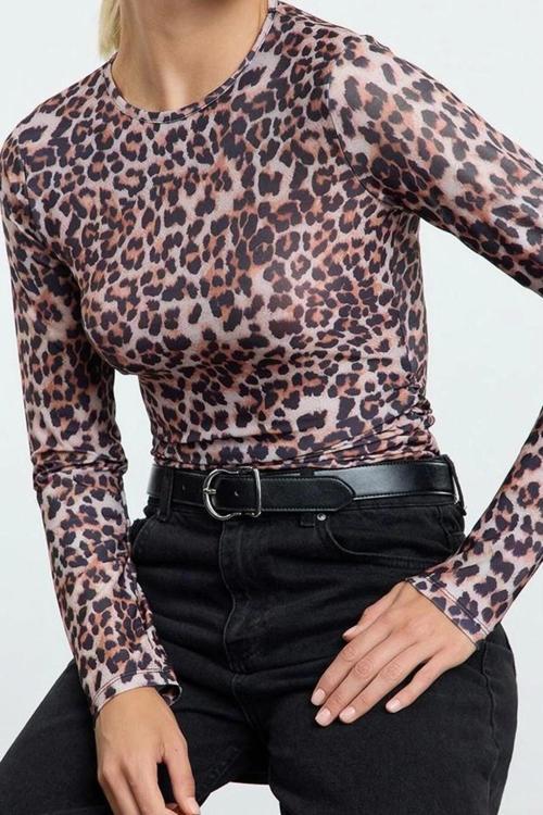 Stil Kadın Leopar Fitted Vücuda Oturan Büzgü Drape Detaylı Bluz Regular Örme Slim Kalıp