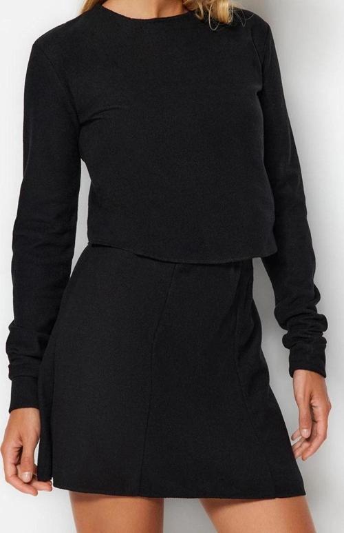 Stil Kadın Düşük Omuzlu Selanik Triko Görünümlü Bluz Crop Örme Regular Kalıp