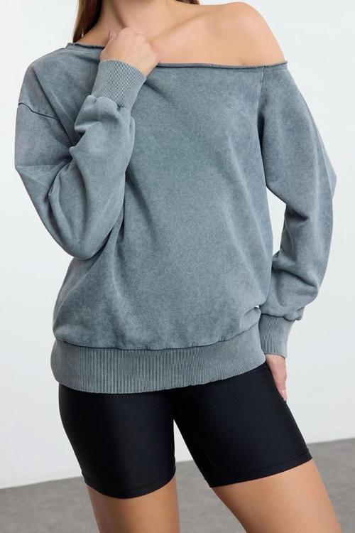 Tarz Bol Asimetrik Yaka Düşük Kol Uzun Geniş Kalıp asimetrik Yaka Kalın Örme Sweatshirt