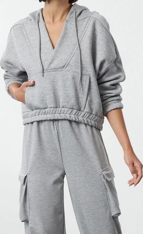 Tarz Bol Kapüşonlu Düşük Kol Uzun Overize Geniş Kalıp Kalın İçi Polarlı V Yaka Örme Sweatshirt