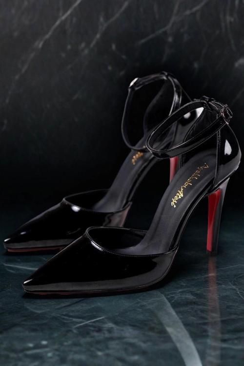 Kadın İnce Topuklu Baretli Tasarım Ayakkabı Stiletto Noppa