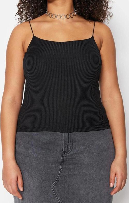 Moda Büyük Beden Kare Yaka Örme Fit Düz Desen Casual Günlük Crop Askılı Kol Bluz