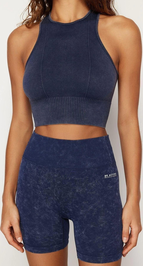 Moda Halter Yaka Örme Fit Düz Desen Sportswear Crop Kolsuz Bluz