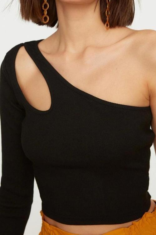 Moda Asimetrik Yaka Örme Slim Fit Düz Desen Casual Günlük Crop Uzun Kol Bluz