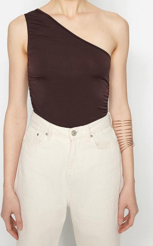 Moda Asimetrik Yaka Örme Slim Düz Desen Casual Günlük Crop Kolsuz Bluz