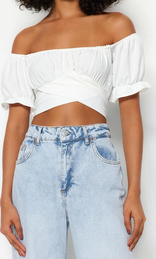 Moda Carmen Yaka Dokuma Fit Düz Desen Casual Günlük Regular Uzun Kol Bluz