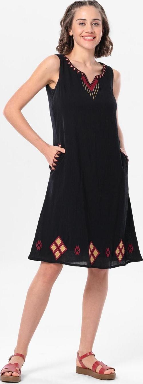 Kolsuz Şile Bezi Lilyum Nakışlı Kısa Yazlık Otantik Elbise Siyah Syh