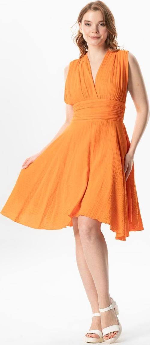 Kolsuz Sırt Detaylı V Yaka Laodikya Mini Yazlık Müslin Elbise Turuncu Trnc