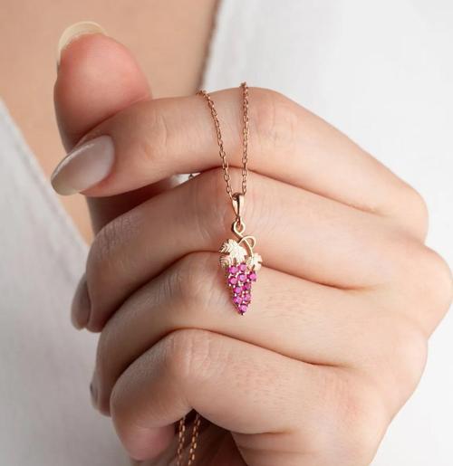 925 Ayar Gümüş Pembe Taşlı Üzüm Hediye Kolye