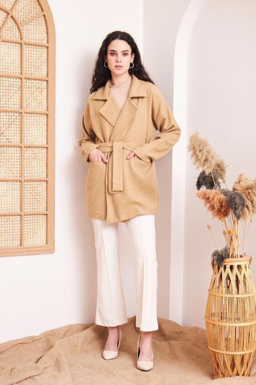 Kadın Kaşe  Cepli Kuşaklı Ceket Yaka Astarsız Kısa Oversize Kışlık Hırka Kaban 3296300