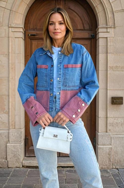 Kadın Denim Çift Renk Detaylı Manşetli Kot Ceket KT0072320