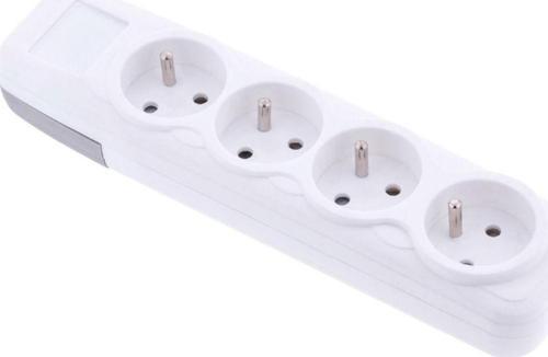 F271 4'lü Grup Priz Lara Klemensli – Çocuk Korumalı ve Güvenli Priz