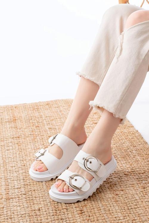 Dm-6010 Beyaz Toka Aksesuarlı Günlük Kadın Terlik