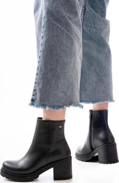 767-3020 Siyah Fermuarlı Kalın Topuklu Günlük Kadın Bot