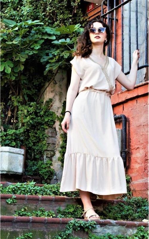 Kadın Hasır Kruvaze Yaka Kısa Kollu Etek Ucu Fırfırlı Uzun Elbise 2856250