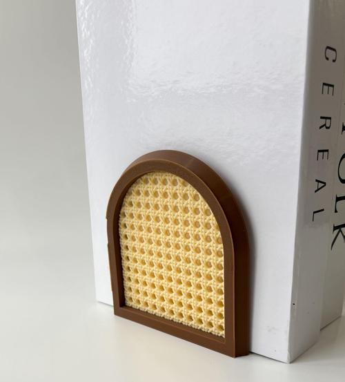 Rattan Kitap Tutucu