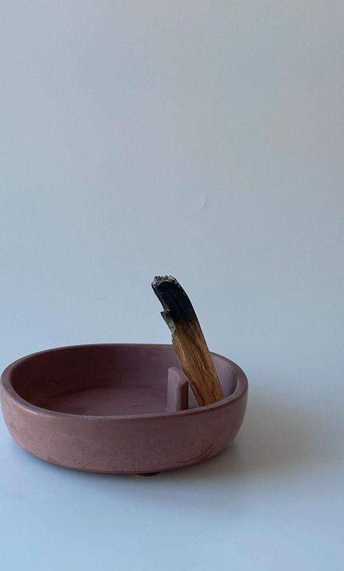 Asimetrik Palo Santo Tütsülüğü Kahverengi