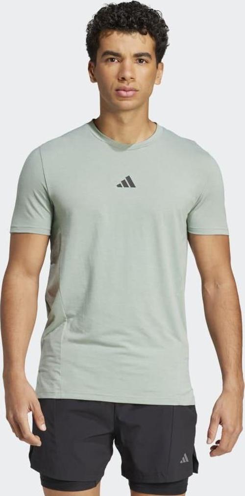 D4T TEE