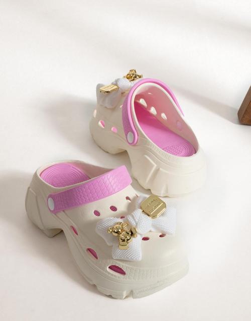 KADIN TOKA DETAYLI SANDALET & SABO TERLİK