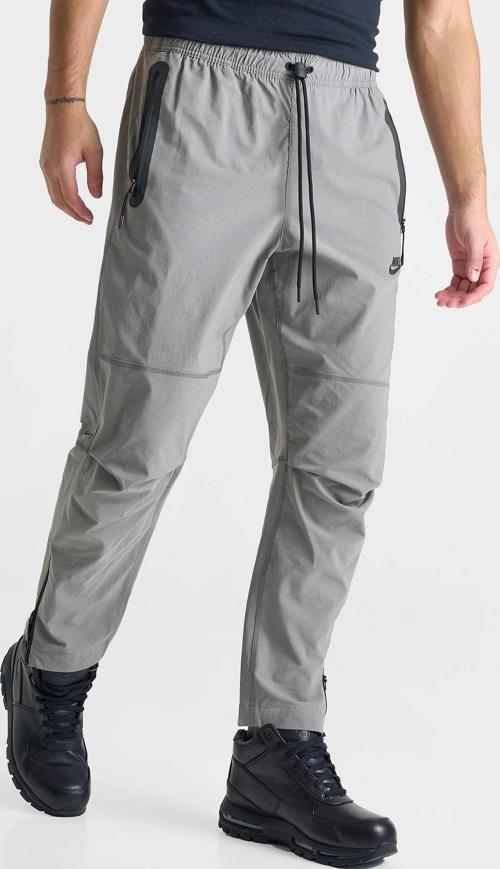 Tech Woven Men's Taper Leg Pant Erkek Eşofman Altı Koyu Gri