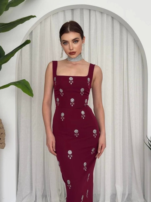 Ners Taş Detaylı Elbise